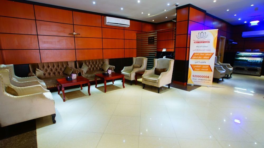 Al Muhaidb Al Takhasosi Hotel Riad Exterior foto